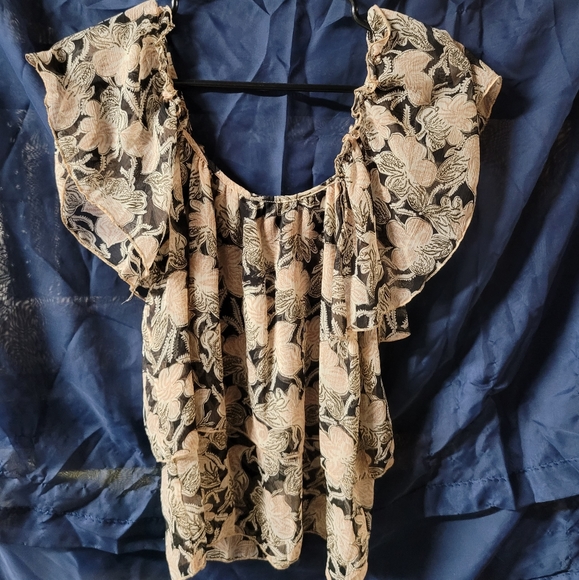 Top - Picture 3 of 3